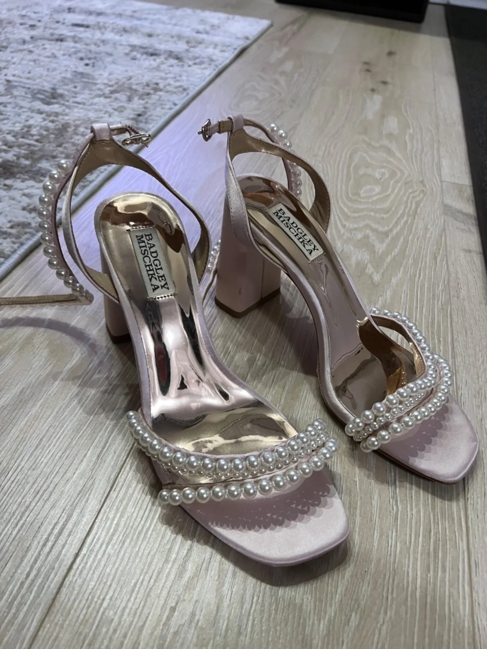 Badgley Mischka Feisty Pearl Block Heel - Blush pink 8